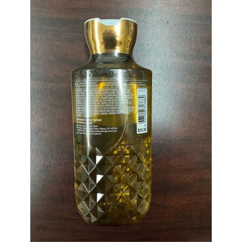 NWT Bath & Body Works Golden Berry Mistletoe Body Wash- 10 oz